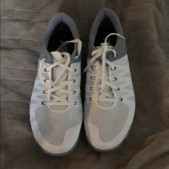 New Nike Shoes 5.0 Train Flywire - Picture 2 of 3